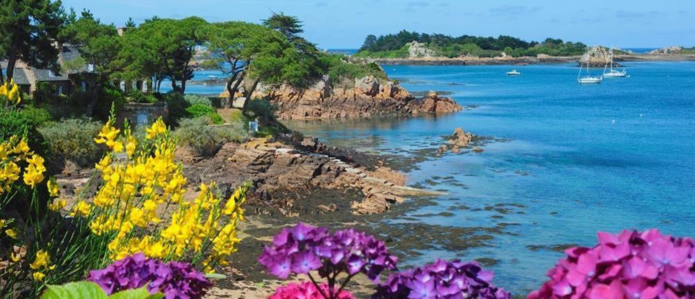 Phare Ouest Amiraute
